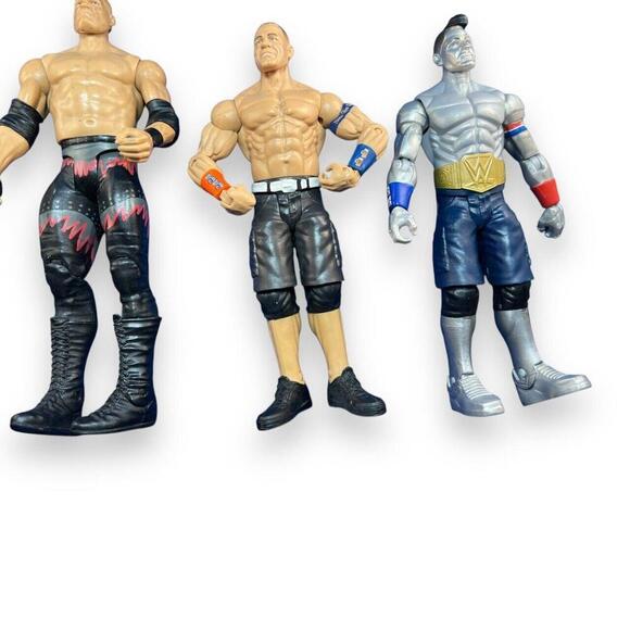 Collection of 10 Wrestling Action Figures - WWE Stars - Picture 3 of 9